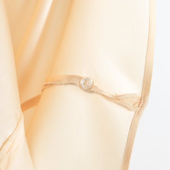 Chanel 70's-Vintage Cream Silk CC-Pocket Buttoned Blouse - Picture 9 of 9